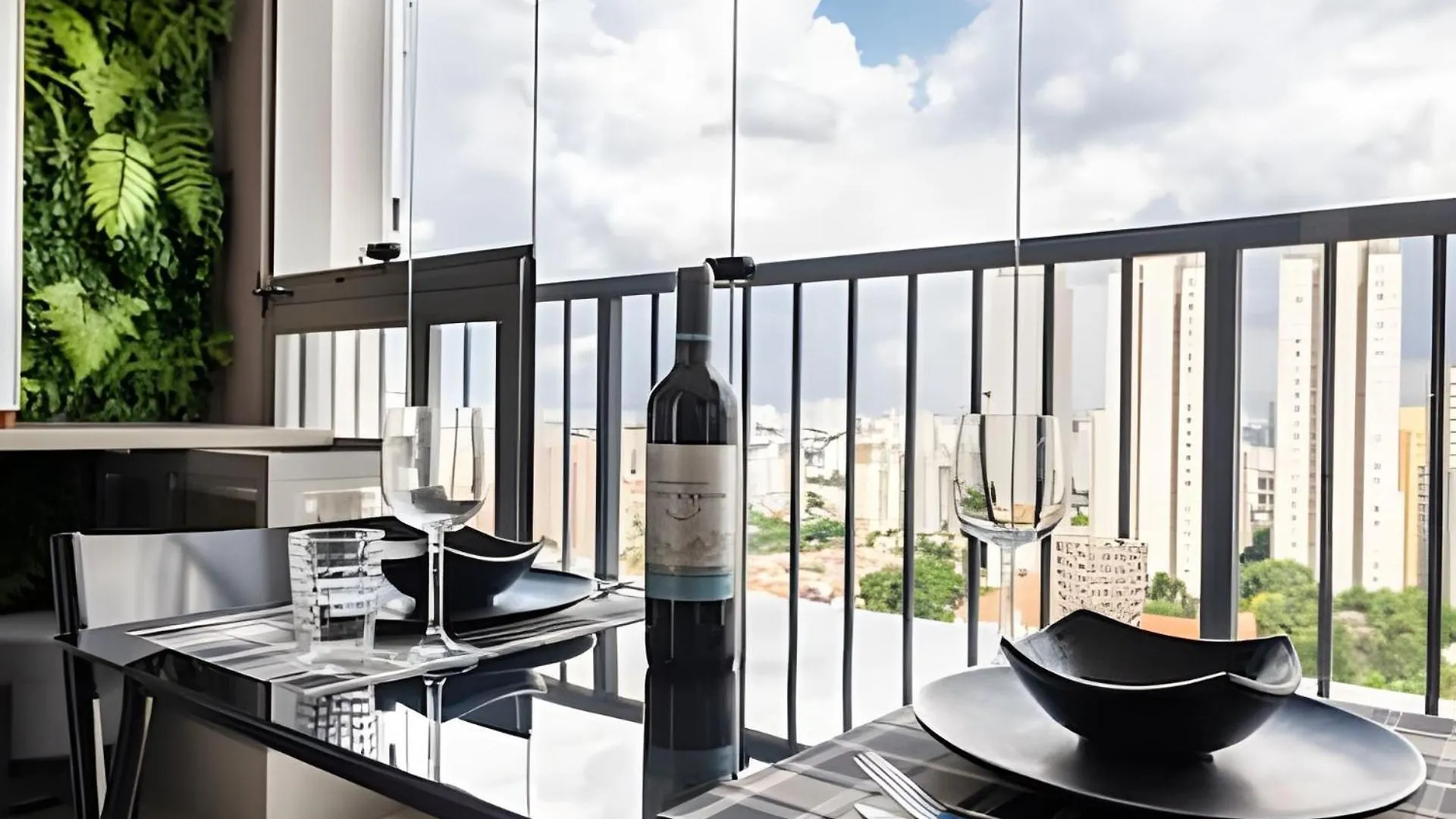 Apartamento Conforto E Vista Do 17º Andar | A/C E Wi-Fi 500Mb São Paulo